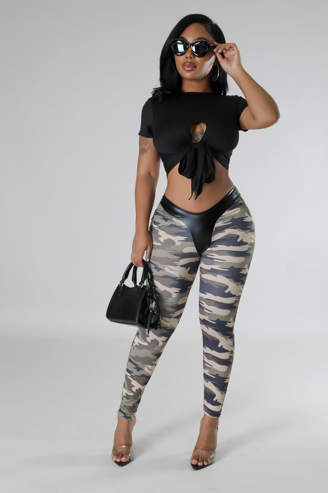 Cropped on sale camo leggings