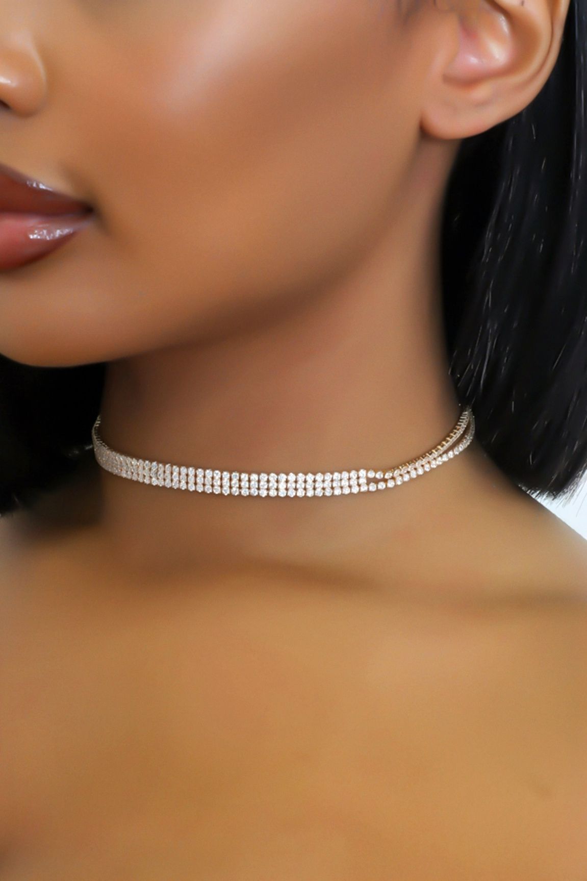 Modern Movement Choker