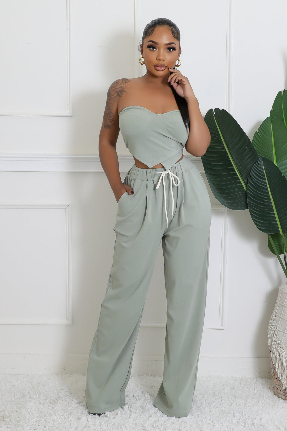 The Outlook Pant Set