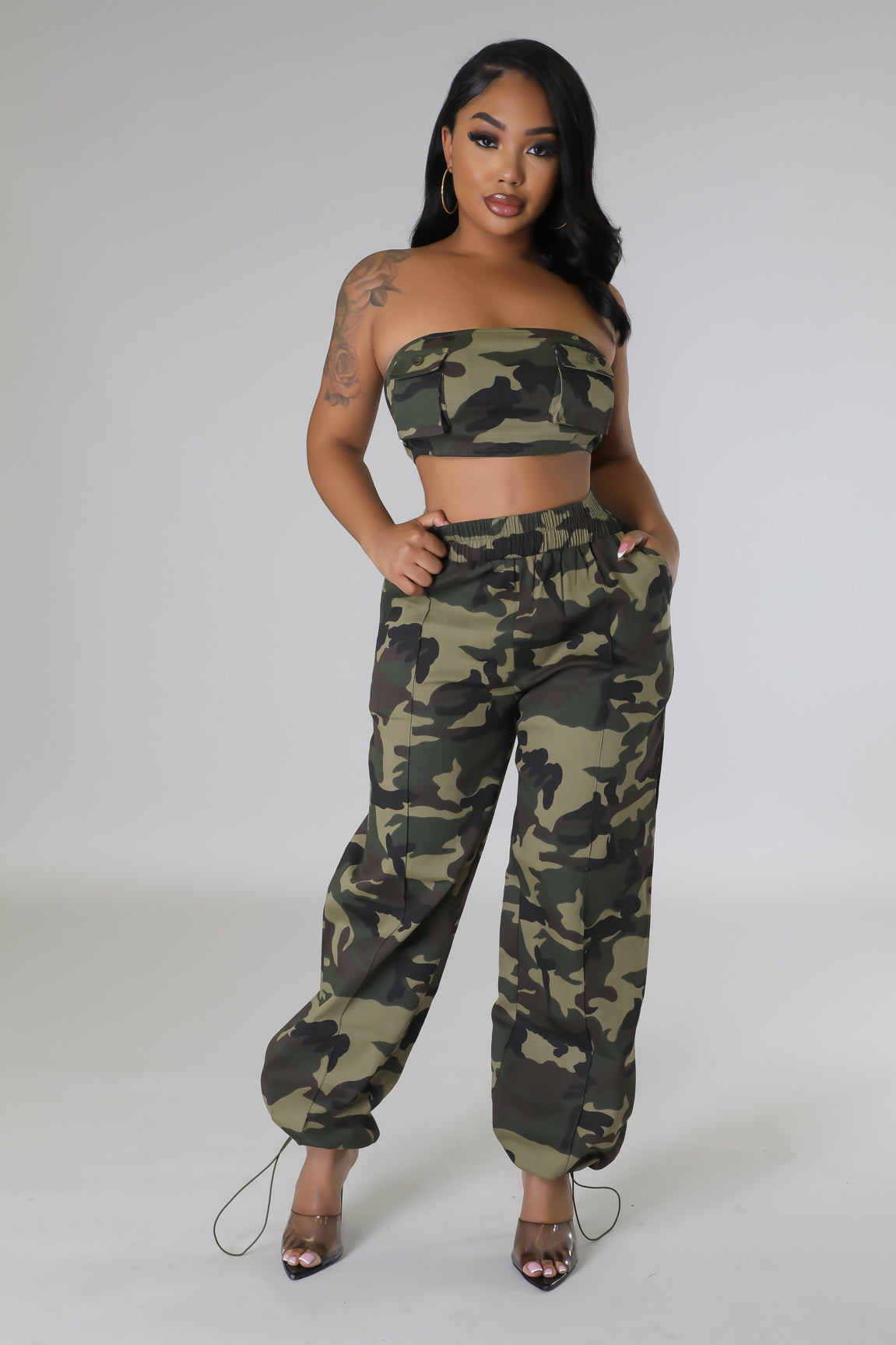 Baddie 2025 camo pants